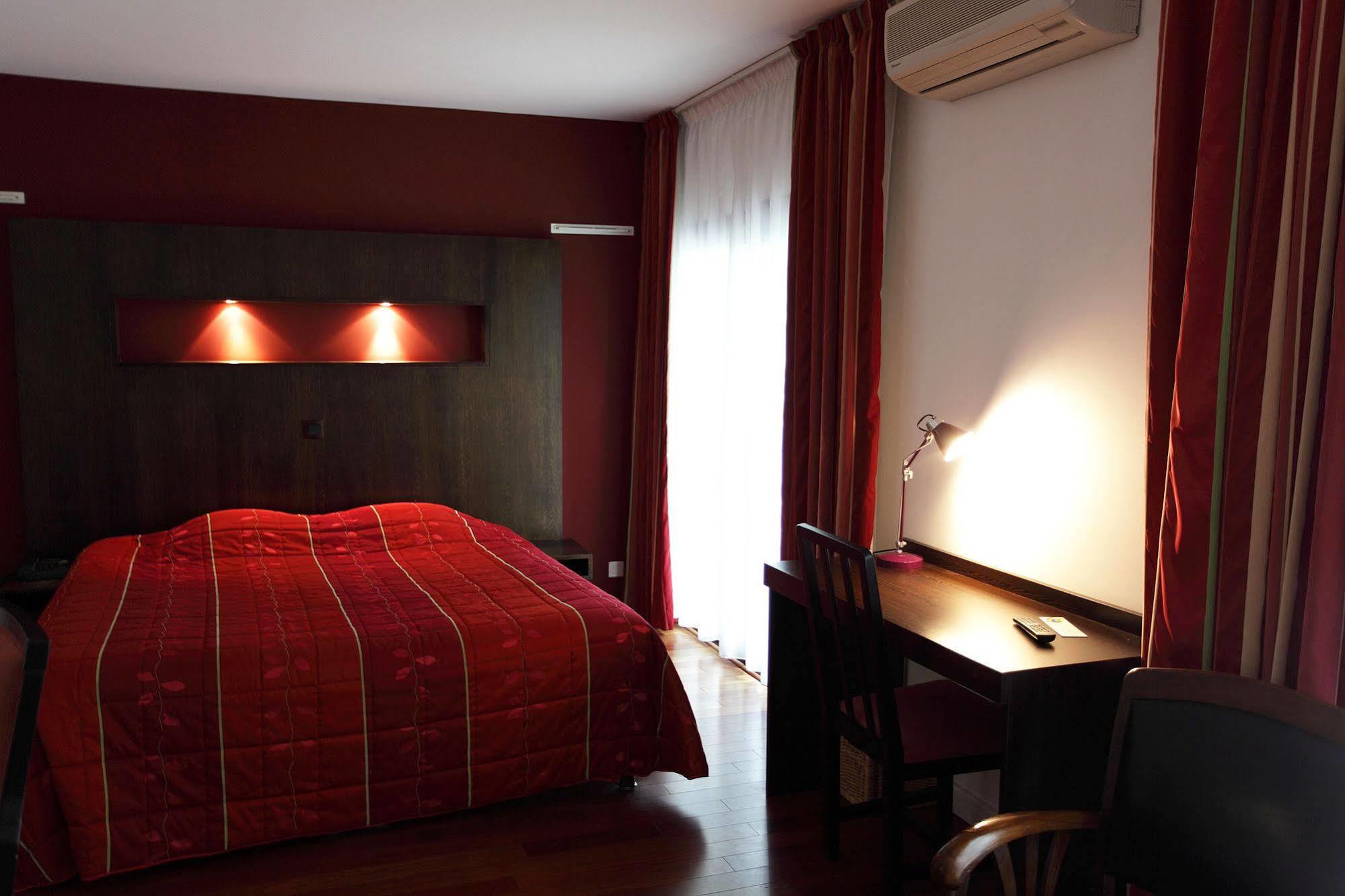 Hotel La Scala Pithiviers Εξωτερικό φωτογραφία